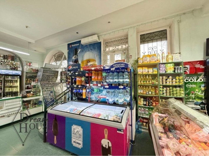 Оренда комерційного приміщення в самому центрі міста - фото 1