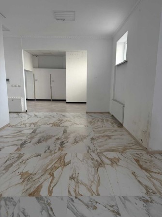 Здається комерційне приміщення в центрі міста - фото 1