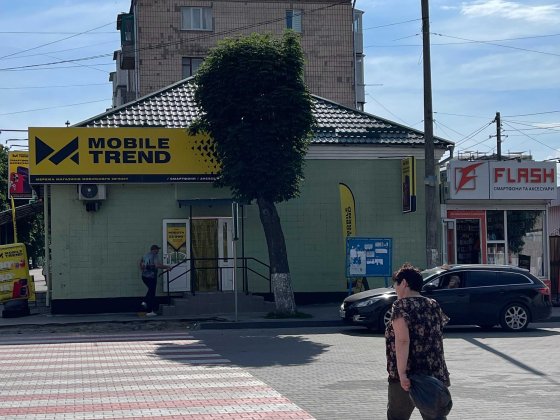 Оренда  комерційного приміщення під магазин, кав'ярню, салон Звягель Звягель