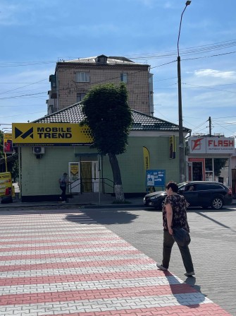 Оренда  комерційного приміщення під магазин, кав'ярню, салон Звягель - фото 1