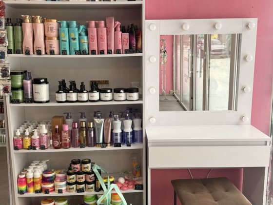 Місце бровиста/візажиста в оренду,центр міста Самар