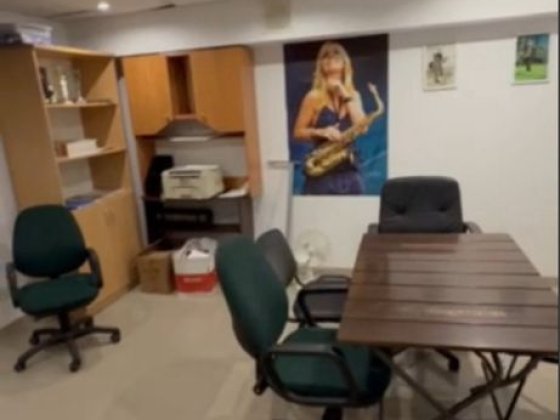 Здається в Оренду Приміщення на зупинці Школа