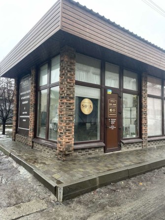 Оренда для майстів, манікюру, бровістів, тату-майстрів - фото 1