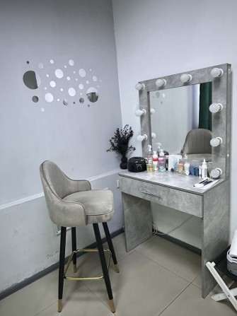 Оренда для майстра бровіста, візажиста, лєшмнйкера, косметолога - фото 1