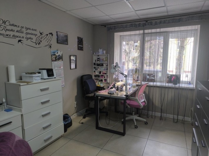 Кабинет центр,совместная аренда,есть свет - фото 1