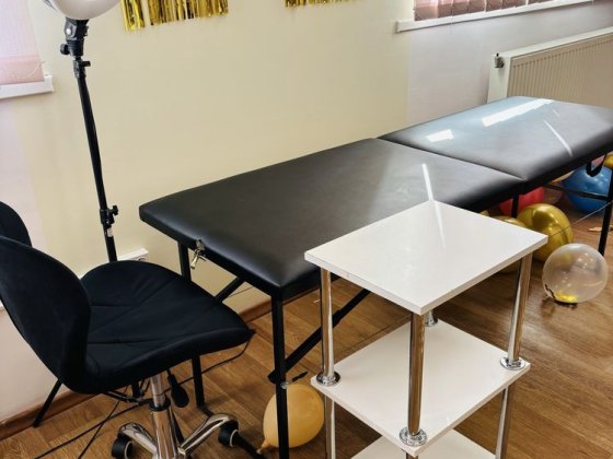 Здається місце для Lashmaker Смела