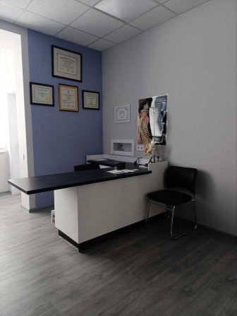 Оренда фасадного приміщення з ремонтом в хорошому місці в м. Стрий - фото 1