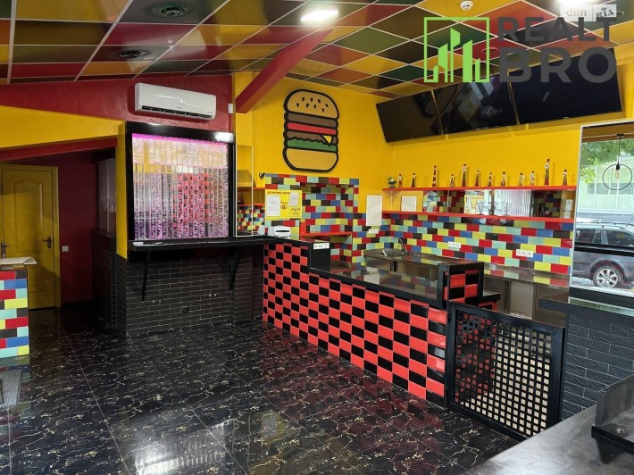 Оренда комерції 40 м2 в Центрі - фото 1