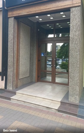 Здається в Оренду площа до 90 м.кв, на 1 поверсі - фото 1