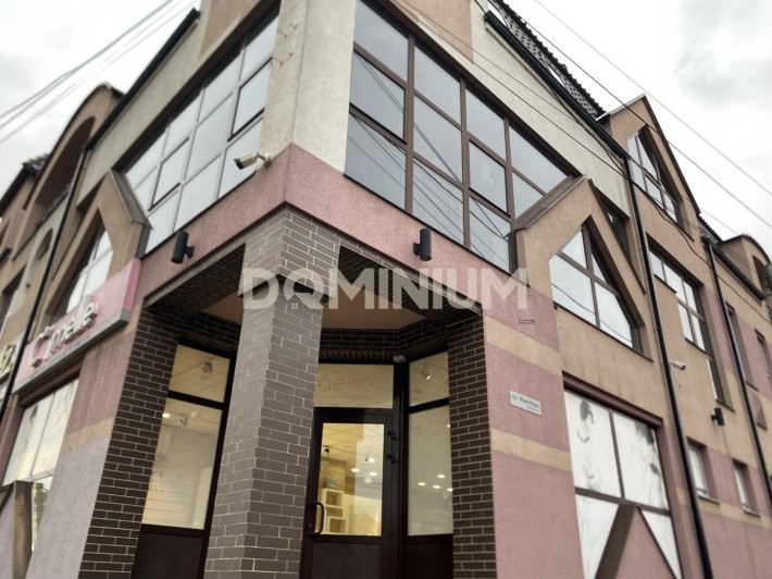Оренда  Магазину в місті Хуст вул.Волошина,1А, - фото 1