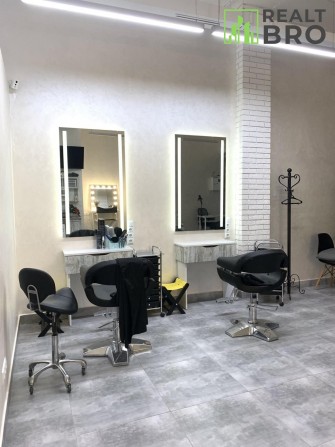 Оренда приміщення в ТЦ 50.8 м2 - фото 1