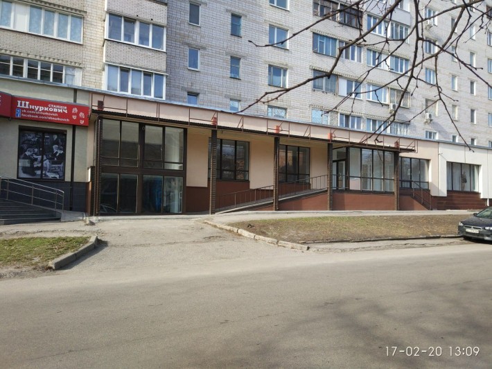 Фасадне приміщення. Район Критий ринок, ДНС. Вулиця Василя Стуса. - фото 1