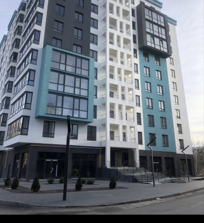 Комерція ЖК Sky City 102 м - фото 1