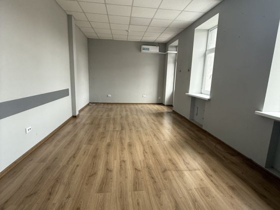 Оренда офісниих приміщень 20кв, 26кв, 36кв ГЕНЕРАТОР Біла Церква