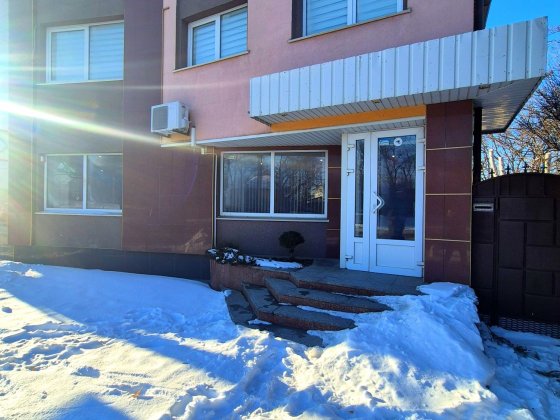 Оренда комерційного приміщення 70 кв м  фасад на зупинці Біла Церква