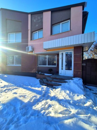 Оренда комерційного приміщення 70 кв м  фасад на зупинці - фото 1