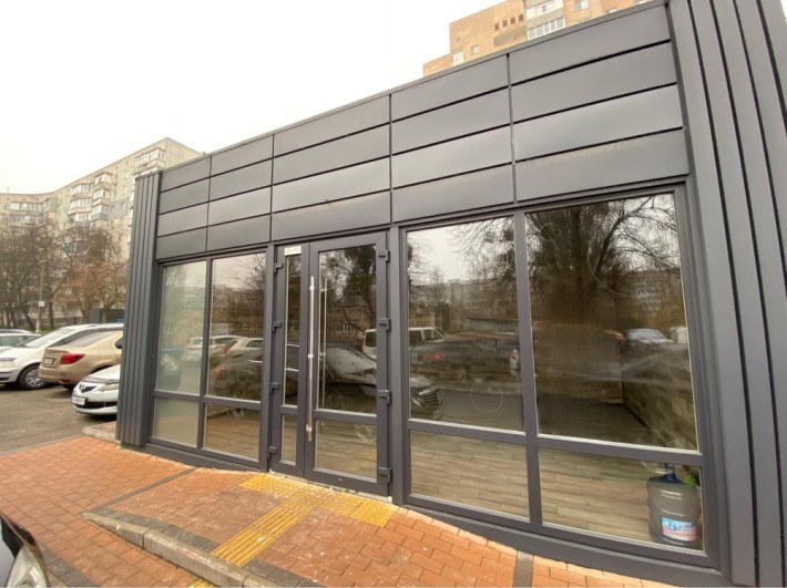 Оренда фасадного приміщення з прохідним трафіком, рн Леваневського - фото 1