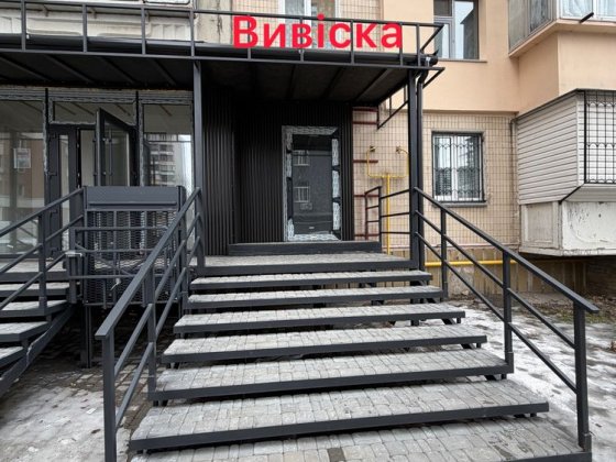 Оренда фасадного приміщення Бровари,  15 квадратів Бровары