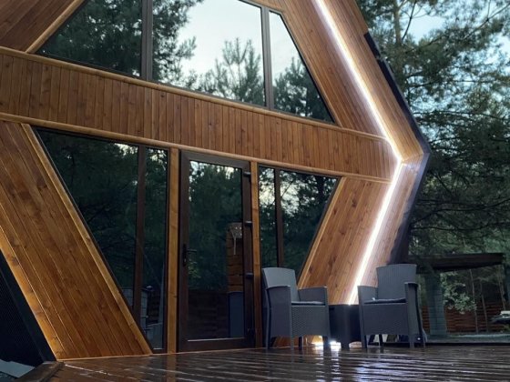 Відпочинок у Сучасному ЕКО будиноку та карпацький чан на дровах Рівне