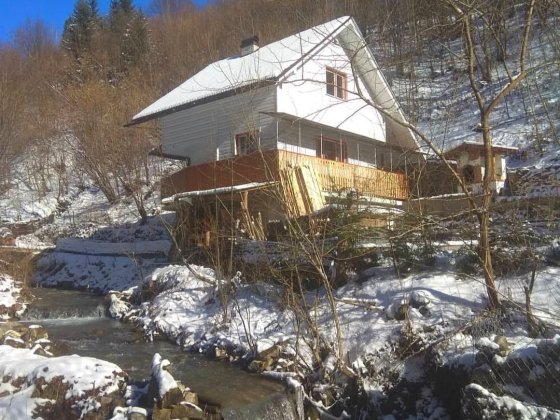 Будинок в Карпатах, м.Рахів