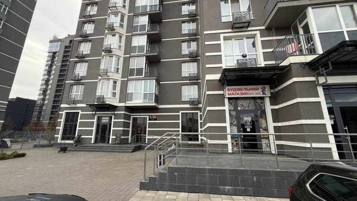 Фасадне приміщення 85 м2 біля головного в’їзду в ЖК Гранд Бурже, Буча - фото 1