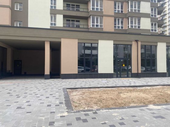 Кронопарк II в. Соборна 23 нежитлове приміщення в житловому будинку