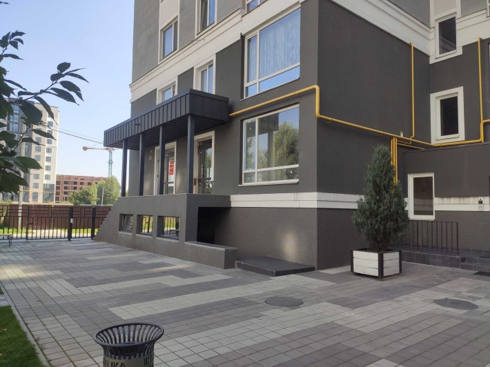 Комерційне приміщення в м. Буча - фото 1