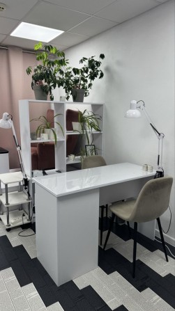 Оренда для майстра манікюру - фото 1