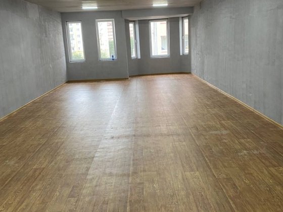 Оренда 85 кв.м./4 поверх Ребета 8а Івано-Франківськ