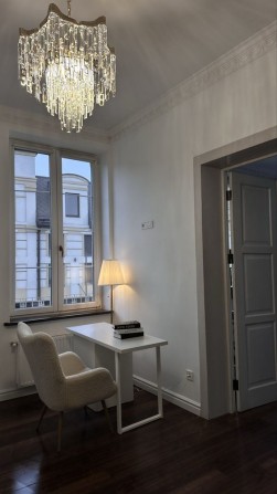 Оренда робочого місця для майстра манікюру, Івано-Франківськ, центр - фото 1