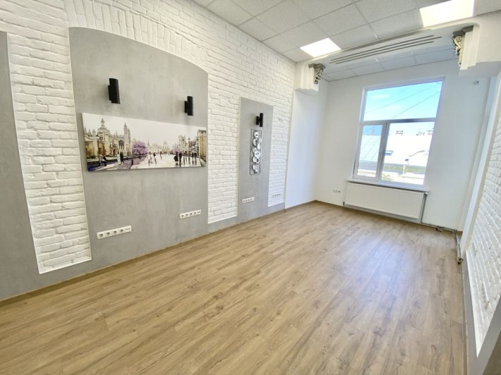 Оренда комерційного приміщення. Стометрівка. Центр. Офіси. Кабінети. - фото 1