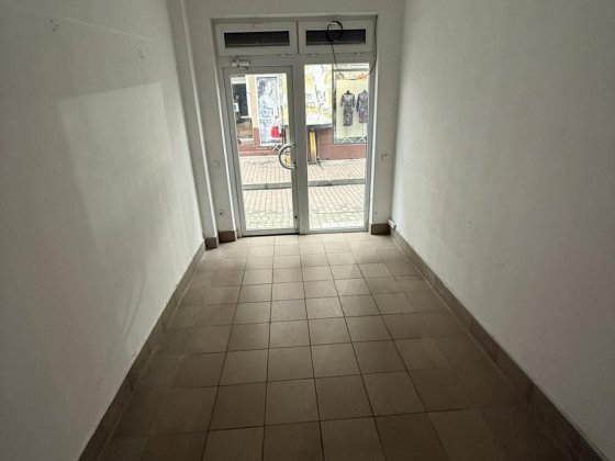 Оренда приміщення фасад/Ратуша Івано-Франківськ