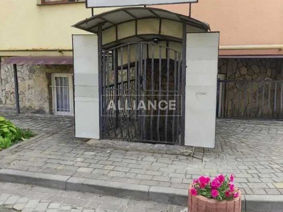 Оренда комерційного приміщення по вулиці Довженка Івано-Франківськ