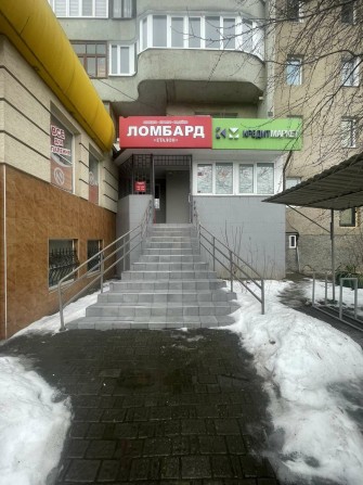 Здається в оренду комерційне приміщення проспект Соборності. - фото 1