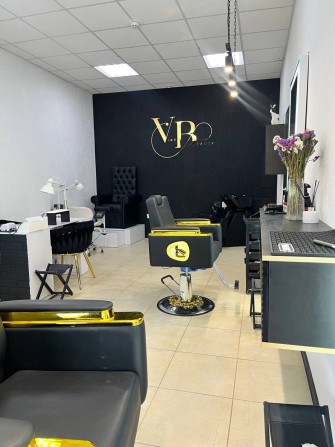 Оренда місця майстра манікюру 4000 т.грн - фото 1