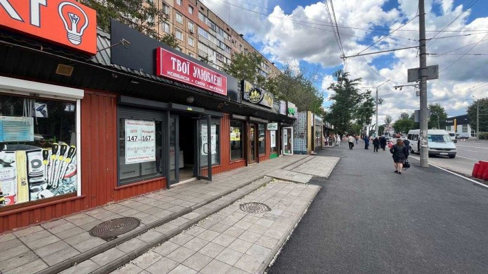 Оренда приміщення 28 м² у топ локації на червоній лінії! - фото 1