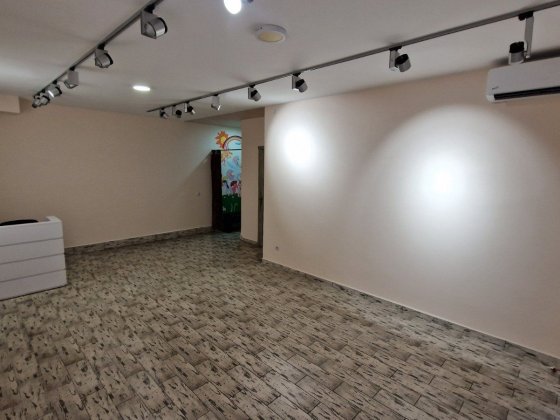 Оренда комерційного приміщення. Під магазин чи офіс. Пасічна Івано-Франківськ