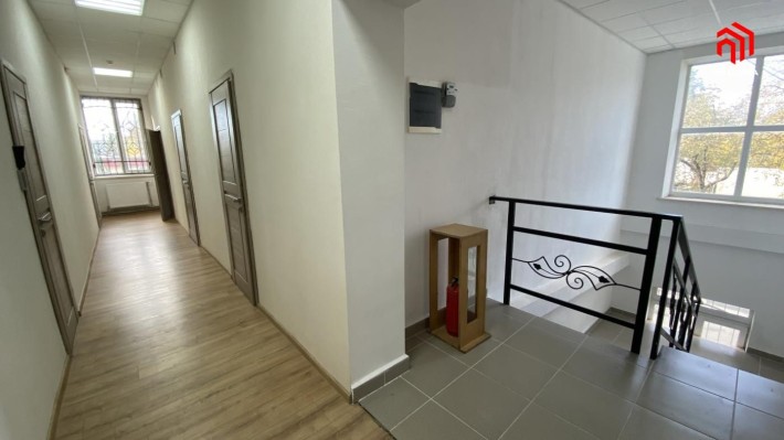 Оренда офісу, 3 кабінети. Безперебійне живлення - фото 1