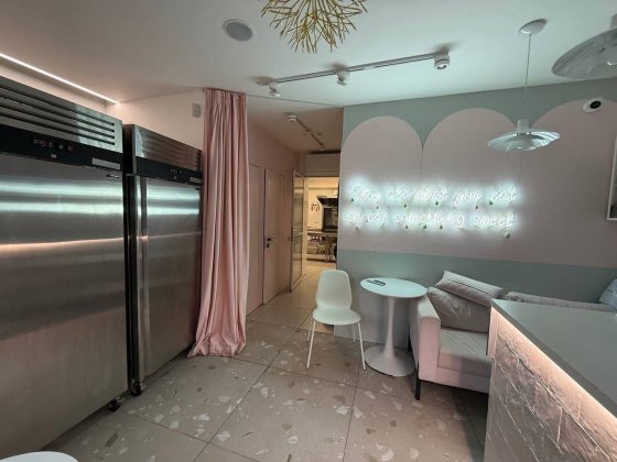 Оренда фасадного приміщення 48 м2 з інвентором Івано-Франківськ