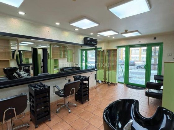 Оренда приміщення 28 м2 з ремонтом, меблями і генератором з автозапуск Кривой Рог