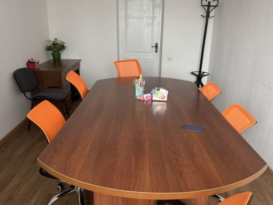 Субаренда офіса у центрі, світло є майже завжди Кременчук