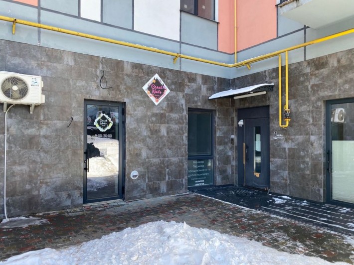 Здам в оренду комерційне приміщення 66,6 м2  м. Луцьк, ЖК Дрім Таун - фото 1