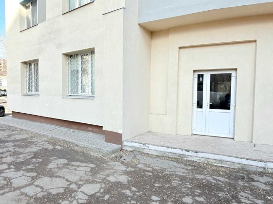 Оренда фасадного  приміщення по вул. Гулака Артемовського,15а Луцьк