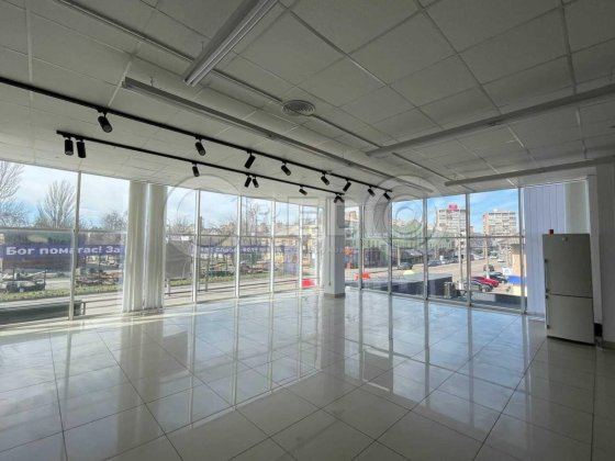 Оренда приміщення 450кв.м. Центр міста "95квартал" Кривой Рог