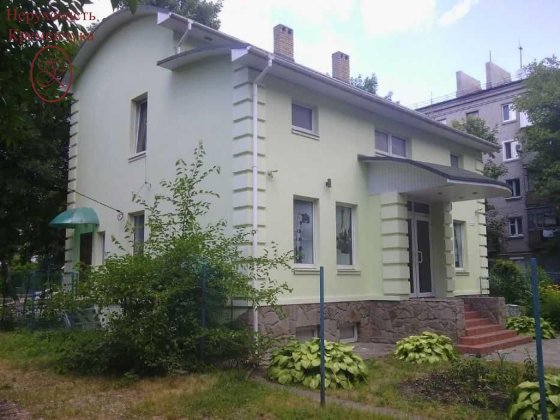 Оренда окремої будівлі або поверхів центр Кременчук