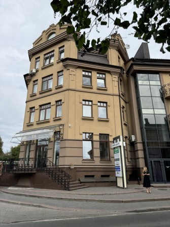 Оренда комерційного приміщення у центрі м.Луцьк - фото 1