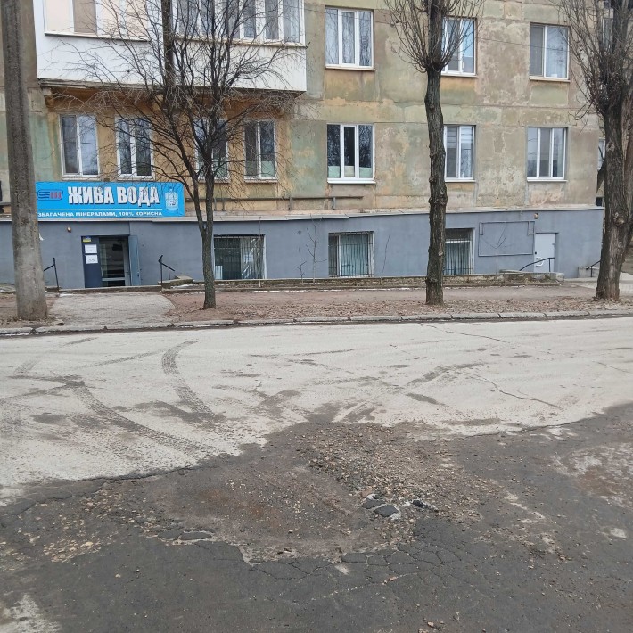 Здам частинами оренду приміщення 190 кв.м., кабінетами. - фото 1