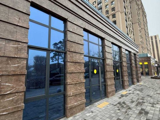 Оренда фасадного комерційного приміщення в ЖК Центральний Преміум Ирпень