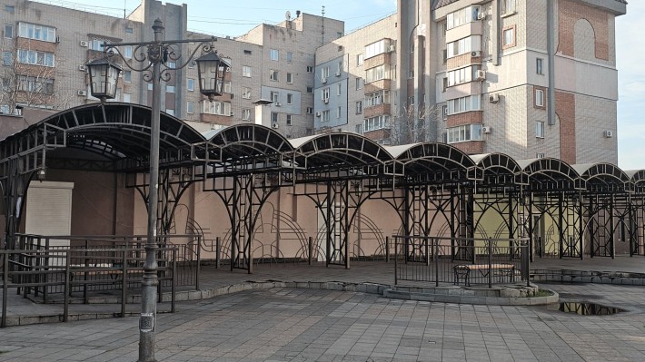 Оренда пркт. Поштовий, біля театру - фото 1