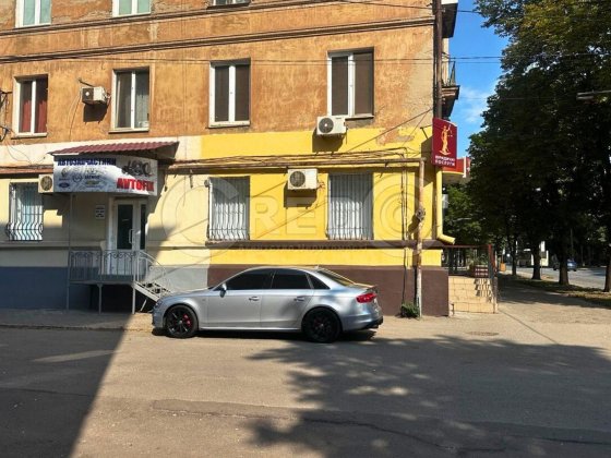 Оренда приміщення, вул. П. Калнишевського (Харитонова) Кривой Рог